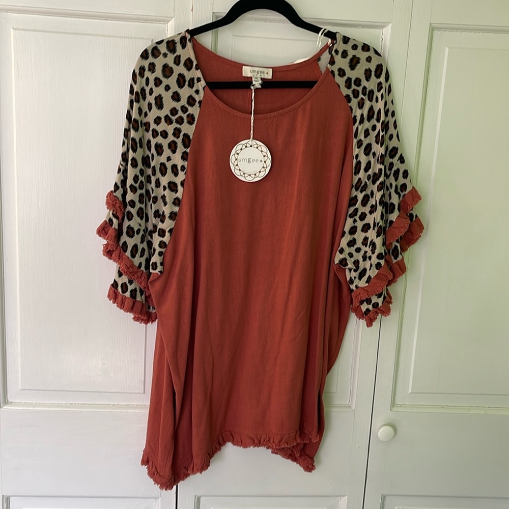 Tunic length animal print top.